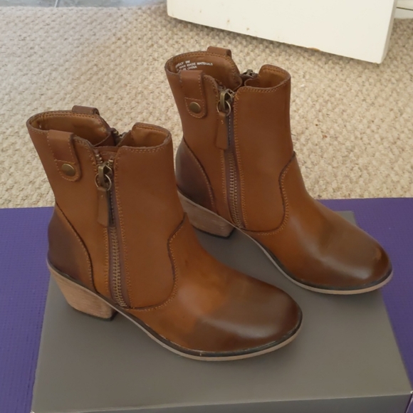 steve madden whiskey bootie